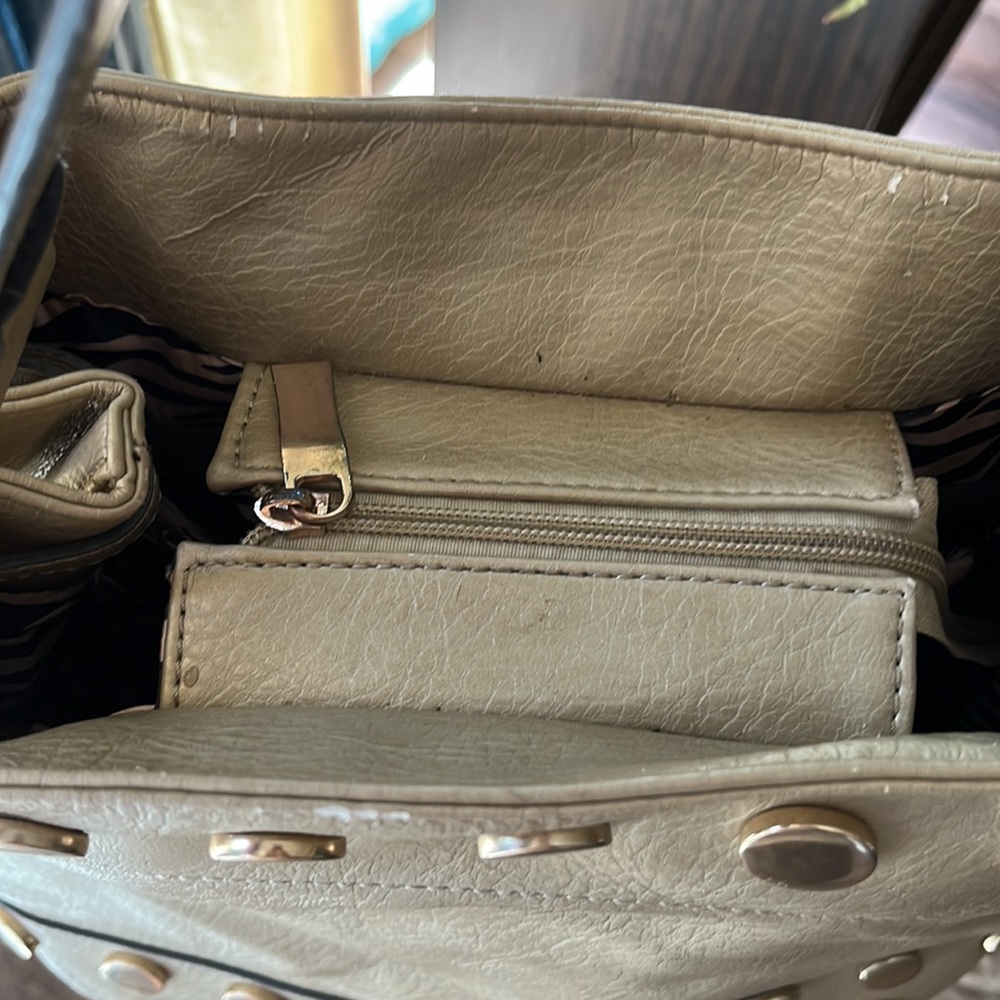 Purse - Picture 11 of 14